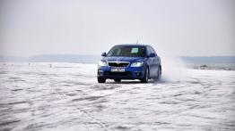 Skoda Octavia RS - lotnisko - galeria redakcyjna - widok z przodu
