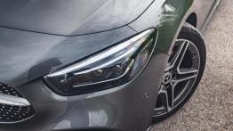 Mercedes Klasa B  200d 150 KM - galeria redakcyjna - widok z przodu