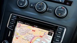 Volkswagen Caddy IV Kombi - galeria redakcyjna - panel sterowania wentylacją i nawiewem