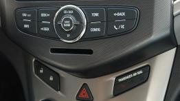 Chevrolet Aveo T300 - galeria redakcyjna - konsola środkowa