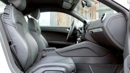 Audi TT 8J Coupe Facelifting 2.5 TFSI 340KM - galeria redakcyjna - widok ogólny wnętrza z przodu