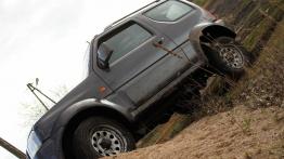 Suzuki Jimny Standard 1.3 VVT 85KM - galeria redakcyjna - lewy bok