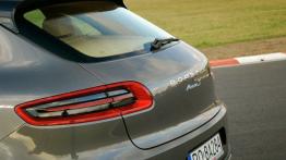 Porsche Macan - galeria redakcyjna - emblemat
