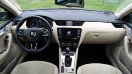 Skoda Octavia III Kombi 1.8 180KM - galeria redakcyjna - pełny panel przedni