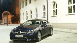 Mercedes E 400 Coupe Facelifting - galeria redakcyjna - widok z przodu