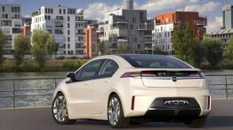 Opel Ampera - wersja przedprodukcyjna - tył - reflektory wyłączone