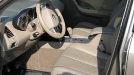 Nissan Murano - widok ogólny wnętrza z przodu