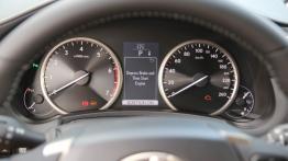 Lexus NX 200t 238KM - galeria redakcyjna - zestaw wskaźników