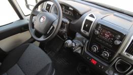 Fiat Ducato III Furgon Facelifting - galeria redakcyjna - kokpit