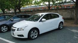 Chevrolet Cruze Hatchback 5d - galeria redakcyjna - lewy bok