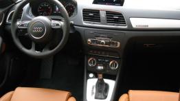 Audi Q3 - galeria redakcyjna - pełny panel przedni