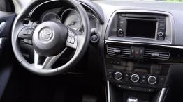 Mazda CX-5 SUV 2.2 SKYACTIV-D  175KM - galeria redakcyjna - kokpit
