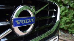 Volvo V40 II Hatchback 1.6 T3 150KM - galeria redakcyjna - logo