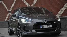 Citroen DS5 Hatchback 5d 2.0 HDi 163KM - galeria redakcyjna - widok z przodu