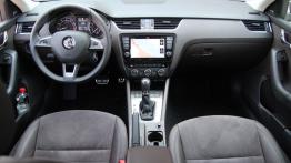 Skoda Octavia III Scout 1.8 TSI - galeria redakcyjna - pełny panel przedni
