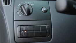 Mercedes Viano Facelifting 3.0 CDI - galeria redakcyjna - panel sterowania pod kierownicą
