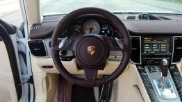 Porsche Panamera S E-hybrid - galeria redakcyjna - kierownica