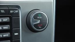 Volvo V60 Facelifting 2.4 D5 215KM - galeria redakcyjna - konsola środkowa