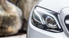 Mercedes klasy E All-Terrain - uterenowiona limuzyna