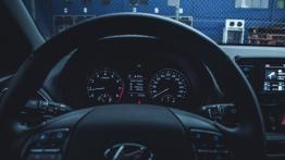 Hyundai i30 Fastback 1.4 T-GDI 140 KM - galeria redakcyjna  - inny element panelu przedniego