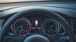 Volkswagen Golf R Variant - galeria redakcyjna - zestaw wskaźników