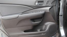 Honda CR-V IV Facelifting - galeria redakcyjna - drzwi kierowcy od wewnątrz