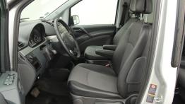 Mercedes Viano Van Facelifting 2.2 CDI 165KM - galeria redakcyjna - widok ogólny wnętrza z przodu