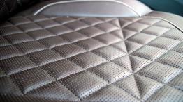 Mercedes Klasa M W166 350 BlueTEC 4MATIC 258KM - galeria redakcyjna - fotel pasażera, widok z przodu