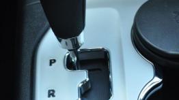 Jeep Grand Cherokee IV Terenowy 6.4 V8 468KM - galeria redakcyjna - skrzynia biegów