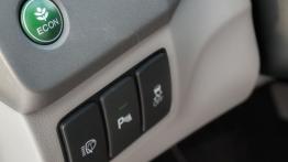 Honda Civic IX Sedan 1.8 i-VTEC 142KM - galeria redakcyjna - inny element panelu przedniego