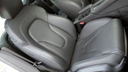 Audi TT 8J Coupe Facelifting 2.5 TFSI 340KM - galeria redakcyjna - fotel pasażera, widok z przodu