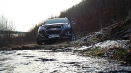 Chevrolet Captiva Facelifting 2.2D - galeria redakcyjna - widok z przodu