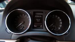 Skoda Yeti Facelifting - galeria redakcyjna - zestaw wskaźników