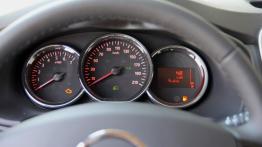 Dacia Sandero II Stepway 1.5 dCi 90KM - galeria redakcyjna - zestaw wskaźników