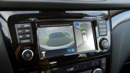 Nissan Qashqai II 1.6 dCi 130KM - galeria redakcyjna - konsola środkowa