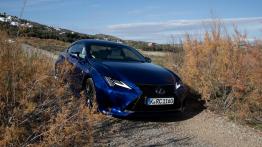Lexus RC 300h - galeria redakcyjna - widok z przodu