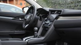 Honda Civic sedan 4d - galeria redakcyjna  - kokpit