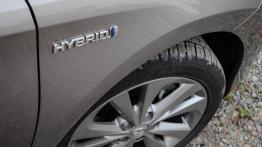 Toyota Auris II Touring Sports - galeria redakcyjna - emblemat boczny