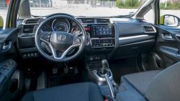 Honda Jazz III (2015) - galeria redakcyjna - pełny panel przedni