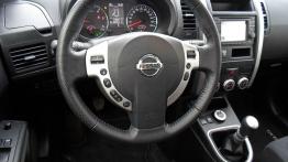 Nissan X-Trail II Terenowy 2.0 dCi 150KM - galeria redakcyjna - kokpit