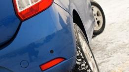 Dacia Sandero II Hatchback 5d TCe  90KM - galeria redakcyjna - prawy tylny reflektor - włączony