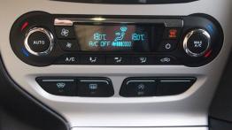 Ford Focus III Hatchback 5d 1.0 EcoBoost 125KM - galeria redakcyjna - panel sterowania wentylacją i 