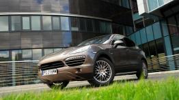 Porsche Cayenne III SUV 3.0 Diesel 245KM - galeria redakcyjna - widok z przodu