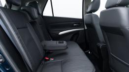 Suzuki SX4 S-Cross 1.4 BoosterJet 140 KM - galeria redakcyjna - tylna kanapa