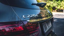 Mercedes Klasa C 220d 4MATIC - galeria redakcyjna  - ty? - inne uj?cie