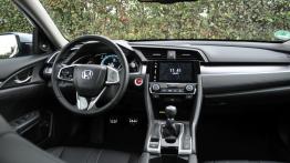 Honda Civic sedan 4d - galeria redakcyjna  - kokpit