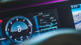 Mercedes-Benz Klasa E 220d (2016) - galeria redakcyjna - zestaw wska?ników