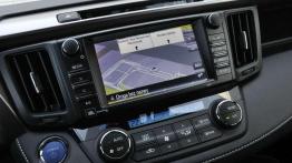 Toyota RAV4 (2016) - galeria redakcyjna - ekran systemu multimedialnego