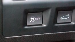 Subaru Forester IV Terenowy 2.0 XT 240KM - galeria redakcyjna - inny element panelu przedniego