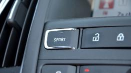 Opel Cascada 2.0 BiTurbo CDTI ecoFLEX 195KM - galeria redakcyjna - konsola środkowa